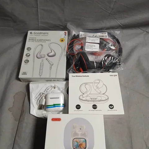 APPROX 10 ASSORTED EARPHONES