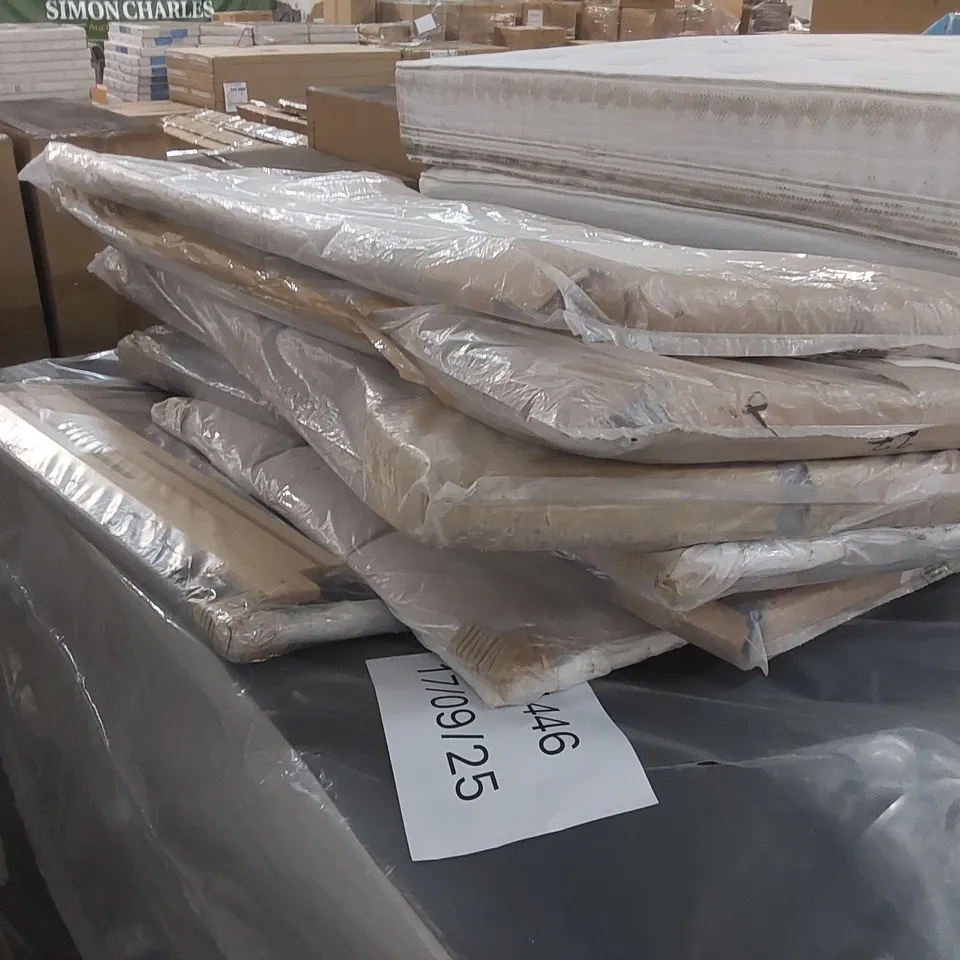 PALLET CONTAINING APPROXIMATELY 4x DIVAN BASE PARTS, 7x ASSORTED HEADBOARDS