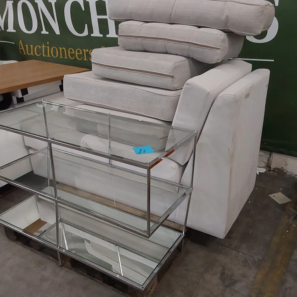 PALLET OF ASSORTED SOFA PARTS AND A BROKEN CONSOLE TABLE 