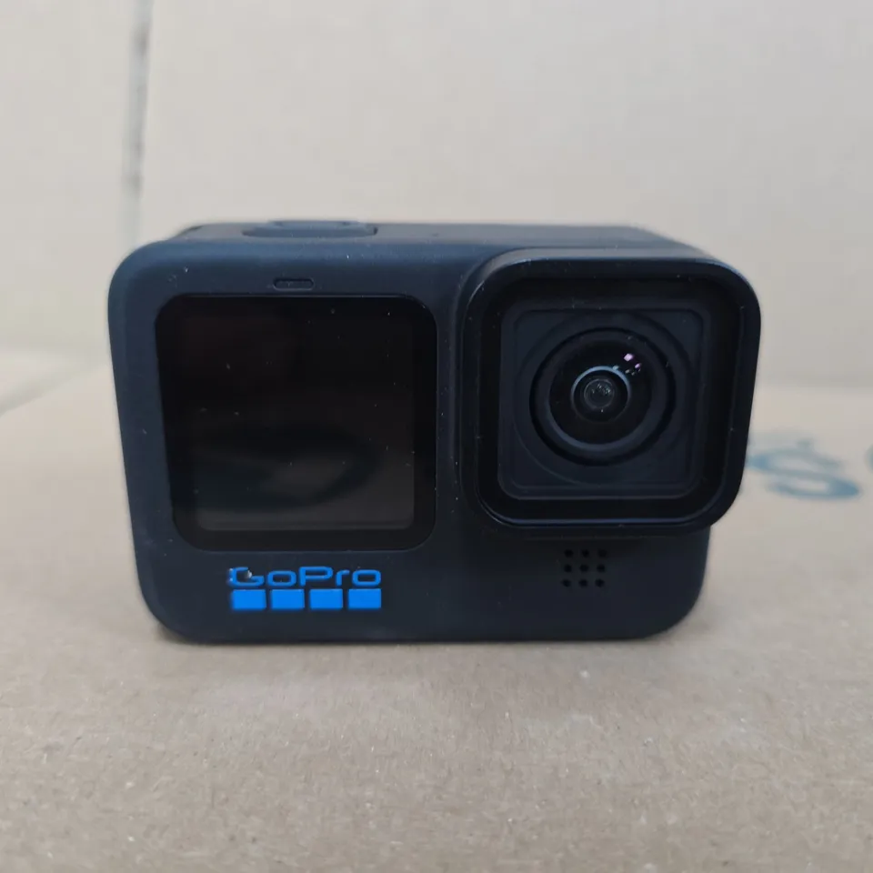 GOPRO HERO11 BLACK ACTION CAMERA