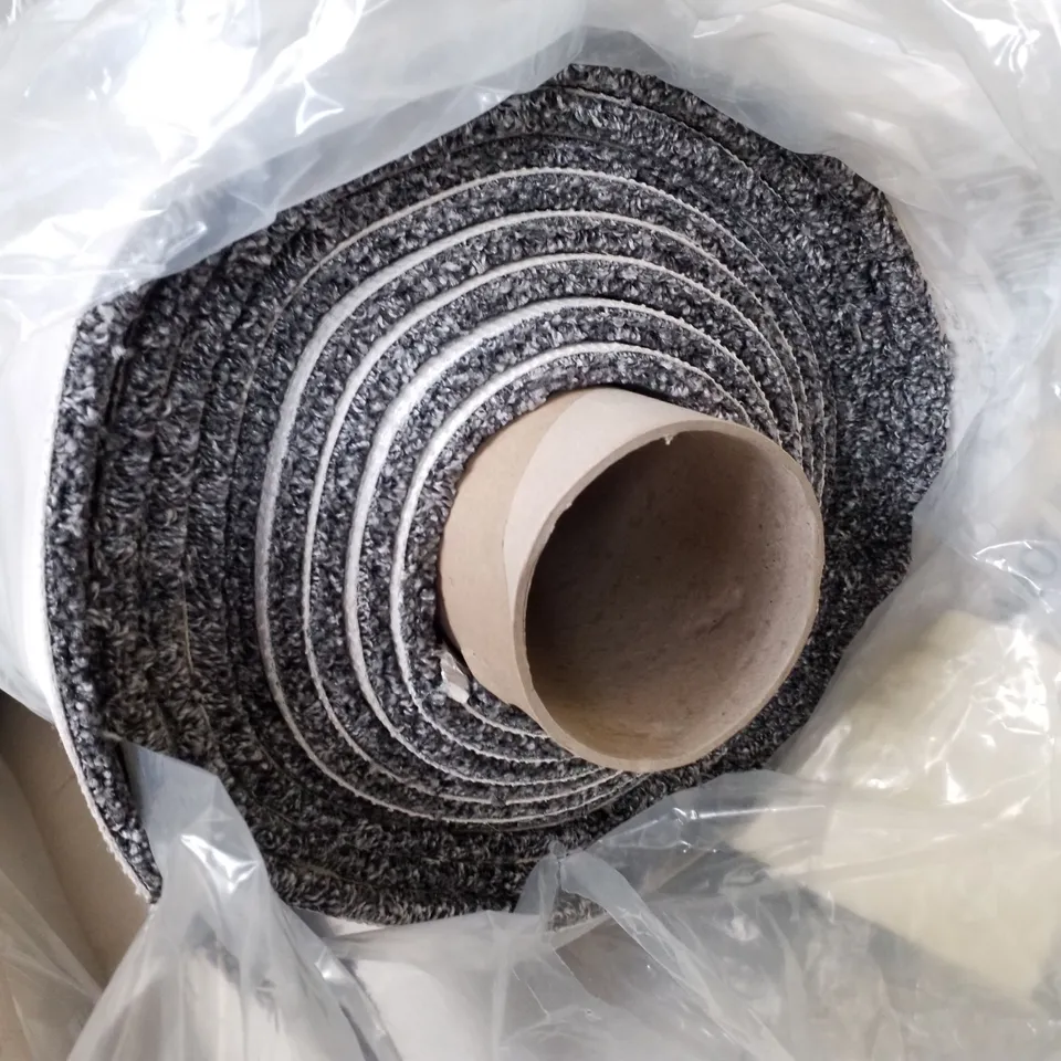 ROLL OF QUALITY B.HERITAGE EXQUISITE 986 MUSSELS CARPET APPROXIMATELY 7×4M