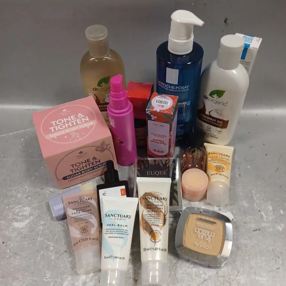 APPROXIMATELY 20 ASSORTED COSMETIC ITEMS TO INCLUDE - NATURE SPELL TONE & TIGHTEN SUGAR BODY SCRUB - CLINIQUE ALL ABOUT EYES CREAM - LA ROCHE-POSAY PURIFYING FOAMING GEL - ETC