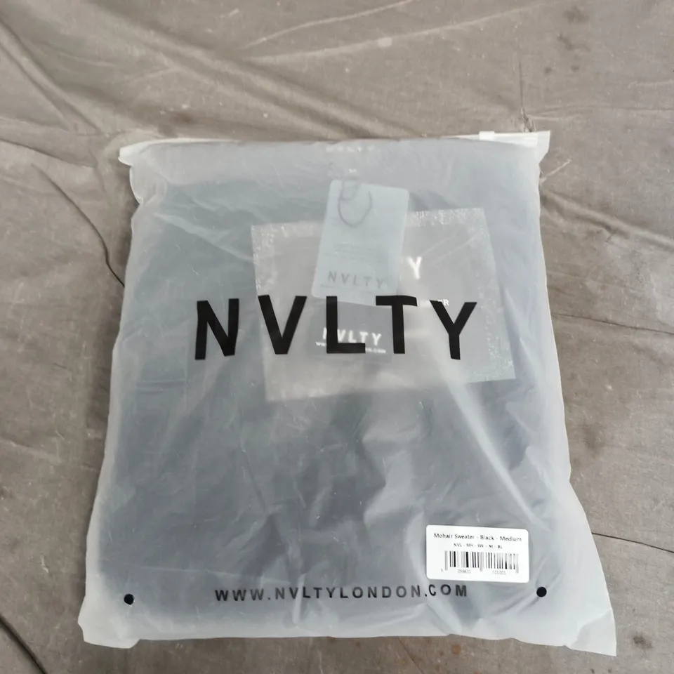 BAGGED NVLTY MOHAIR SWEATER IN BLACK - MEDIUM