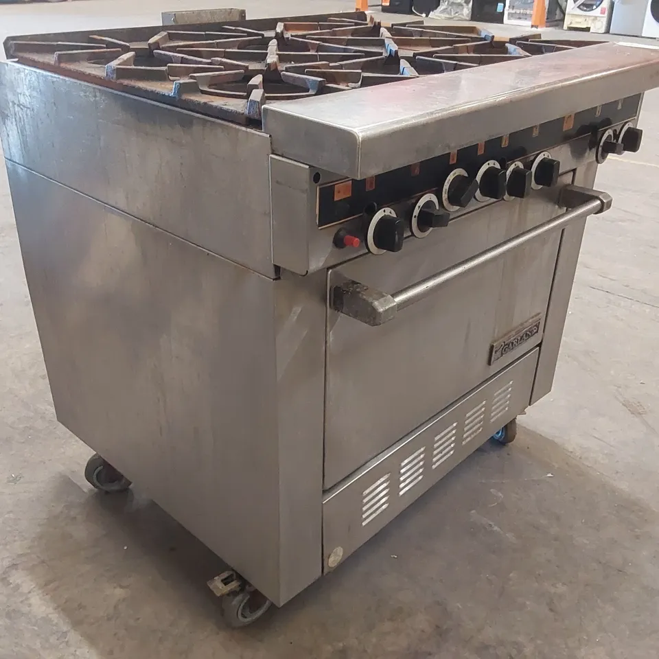 GARLAND COMMERCIAL COOKER WITH OVEN HEAVY DUTY 6 BURNER