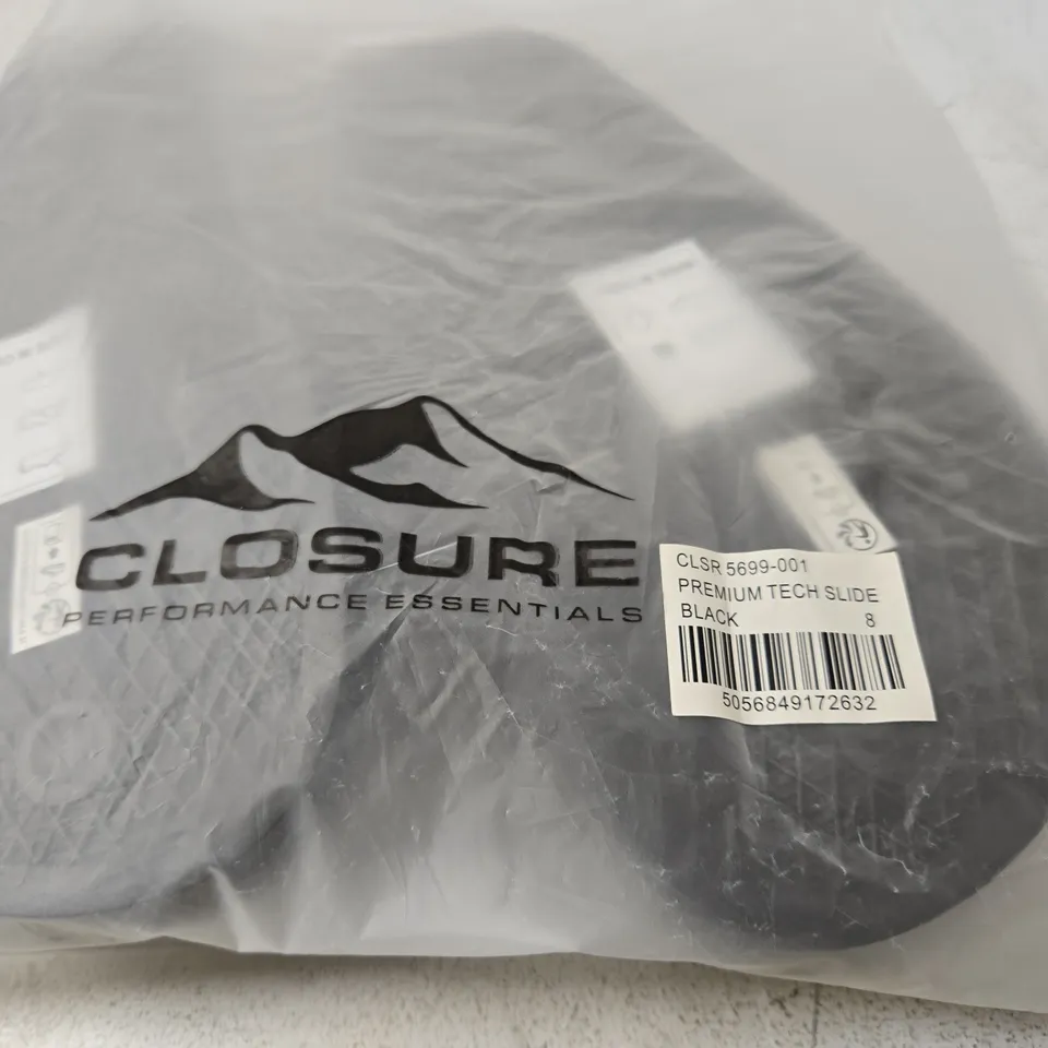 CLOSURE PREMIUM TECH SLIDES – BLACK - UK 8