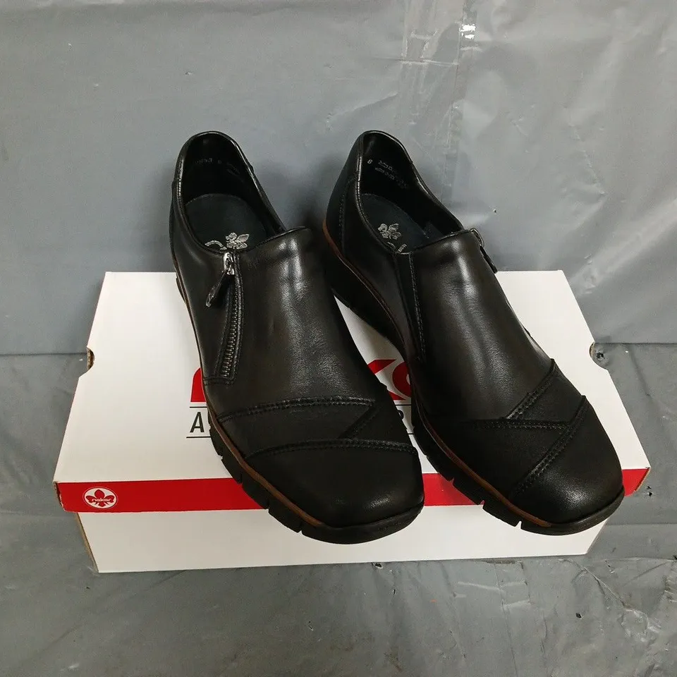 BOXED PAIR OF RIEKER ZIP SHOES IN BLACK SIZE 40