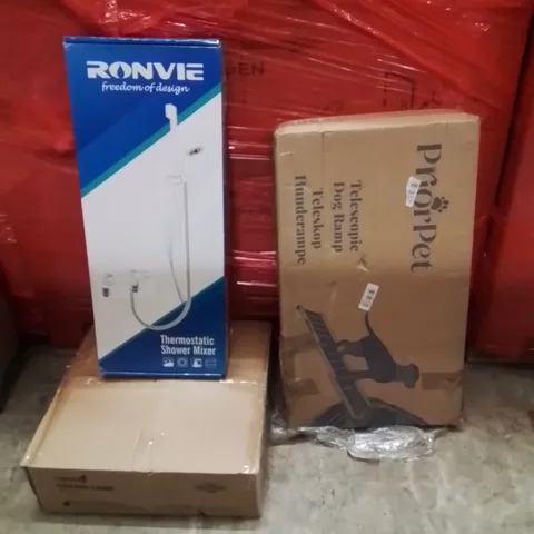 PALLET OF ASSORTED HOUSEHOLD GOODS AND PRODUCTS TO INCLUDE;CEILING LAMP,SHOWER MIXER,PET STAIRS