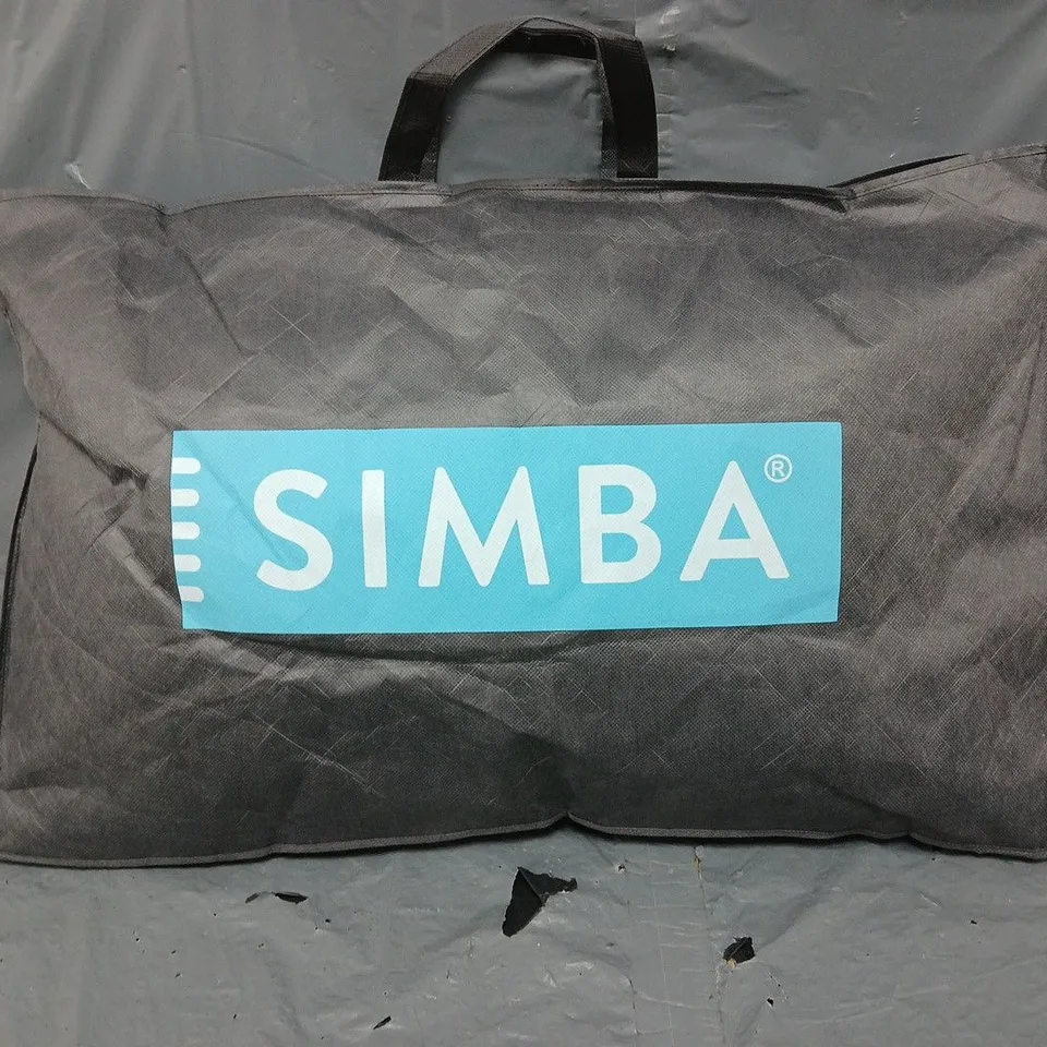 BAGGED SIMBA PILLOW 