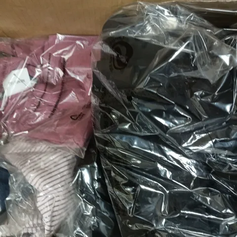 APPROXIMATELY 20 ASSORTED CLOTHING ITEMS IN VARIOUS SIZES, COLOURS & STYLES TO INCLUDE LOW RISE WIDE JEAN, V NECK HALTER, OFFSIDE WINDBREAKER, ETC