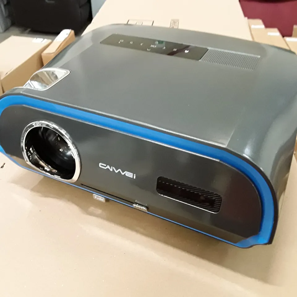 BOXED HOME THEATER PROJECTOR  