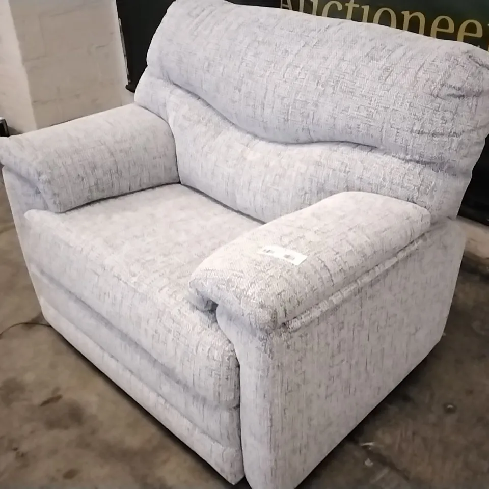 QUALITY BRITISH DESIGNED & MANUFACTURED G PLAN STRATFORD POWER RECLINER SNUGGLER CHAIR HARBOUR SLATE FABRIC