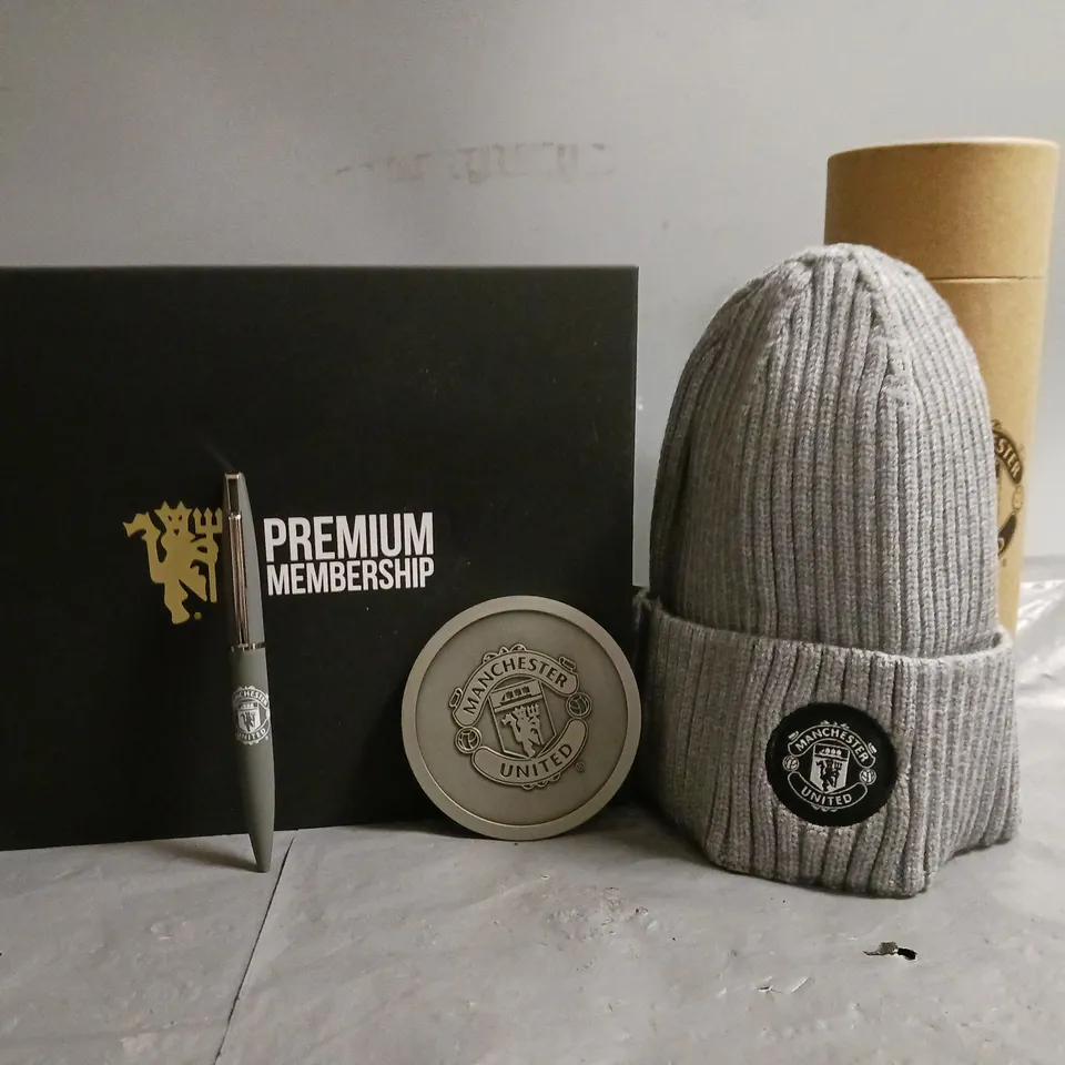 BOXED MANCHESTER UNITED PREMIUM MEMBERSHIP GIFT BOX