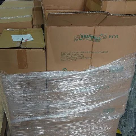 PALLET CONTAINING A VERY LARGE QUANTITY OF GRIP WELL SELF SEAL POLYTHENE BAGS - 10X14"