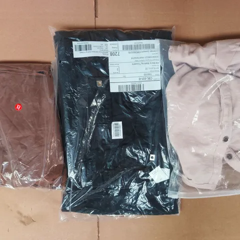 APPROXIMATELY 15 ASSORTED CLOTHING AND FASHION PRODUCTS IN VARIOUS STYLES AND SIZES - COLLECTION ONLY