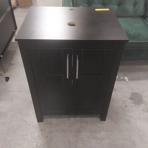 FREESTANDING UNDER SINK CABINET WITH 2 SHELVES, BATHROOM STORAGE CUPBOARD, VANITY UNIT BASE WITH 2 DOORS