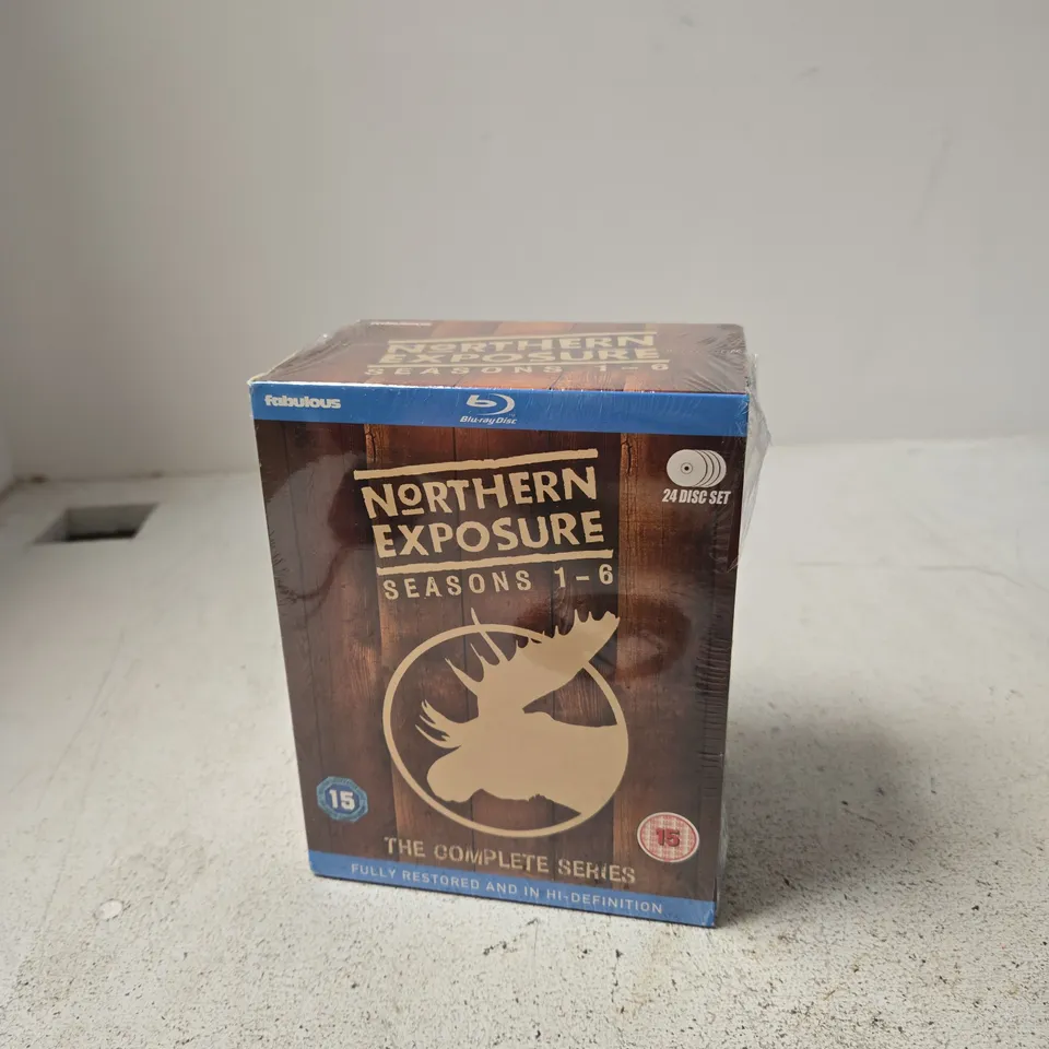 NORTHERN EXPOSURE: THE COMPLETE SERIES SEASONS 1–6 BLU-RAY BOX SET (24 DISC)