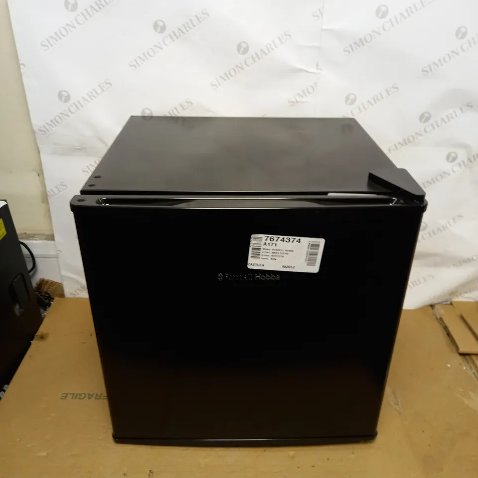 RUSSELL HOBBS RHTTFZ1B 32L TABLE TOP F ENERGY RATING FREEZER BLACK