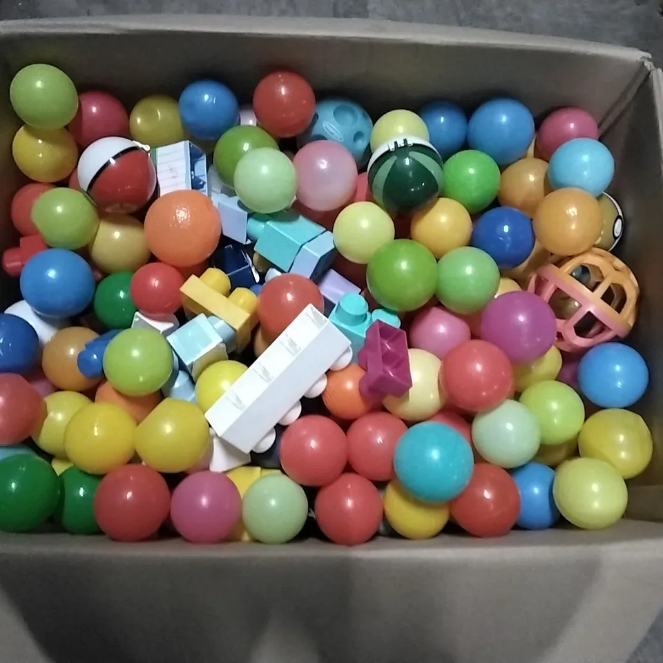 BOX CONTAINING CHILDREN'S TOY'S