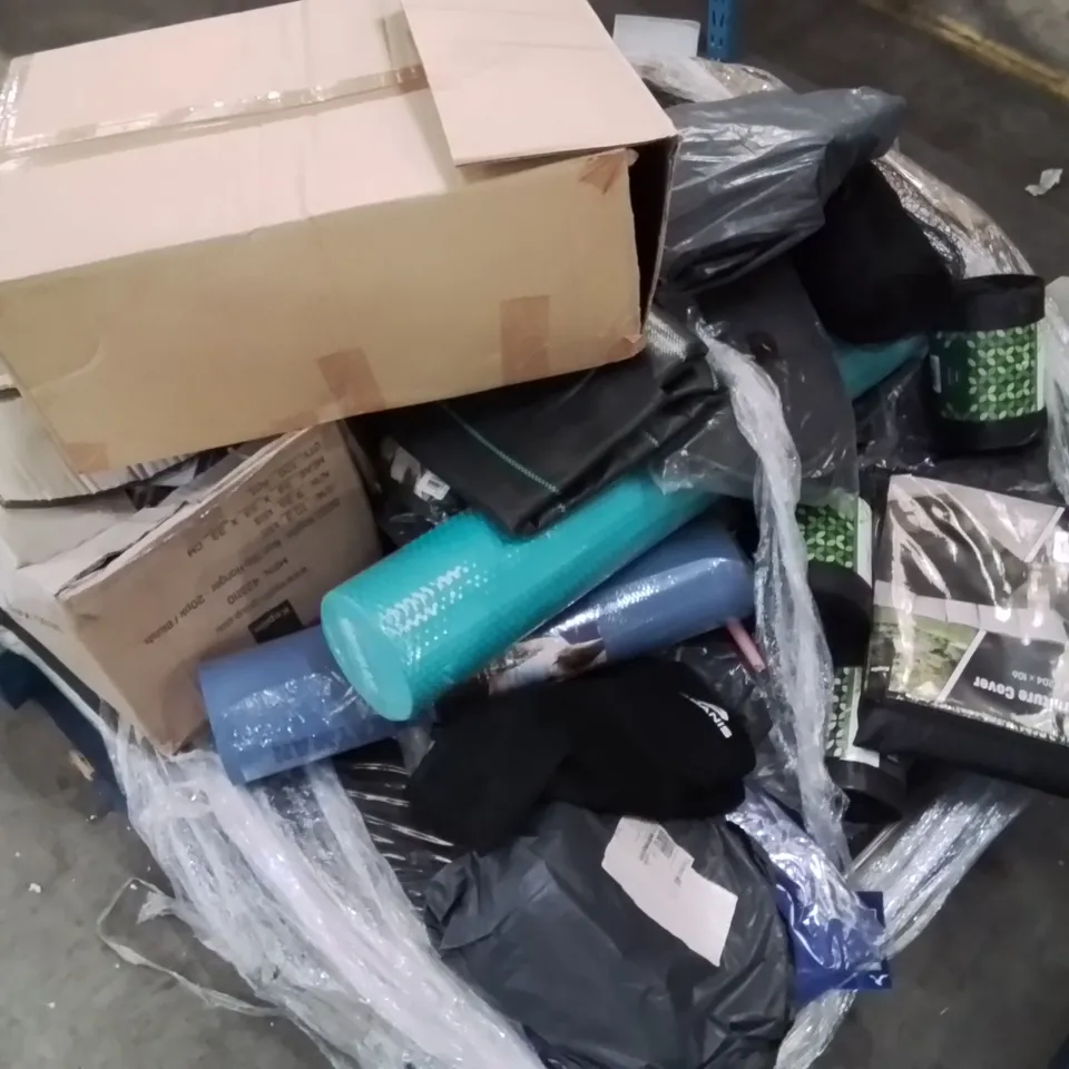 PALLET CONTAINING VARIOUS ASSORTED ITEMS TO INCLUDE, YOGA MATS, FURNITURE COVERS, REFUSE SACKS ETC.