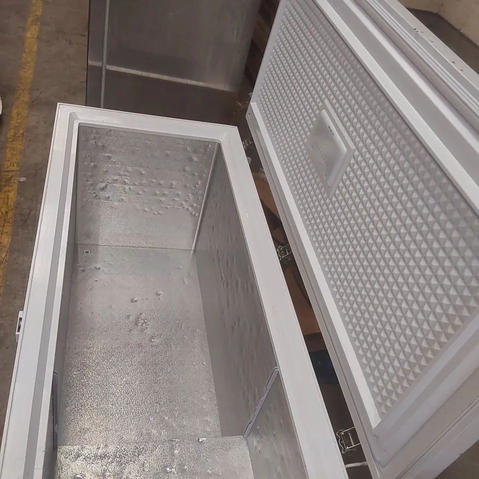 HUSKY F500-SD-UK-XG COMMERCIAL CHEST FREEZER