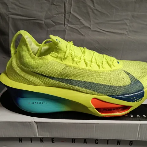 BOXED PAIR OF NIKE AIR ZOOM ALPHAFLY RUNNING SHOES – UK SIZE 10 