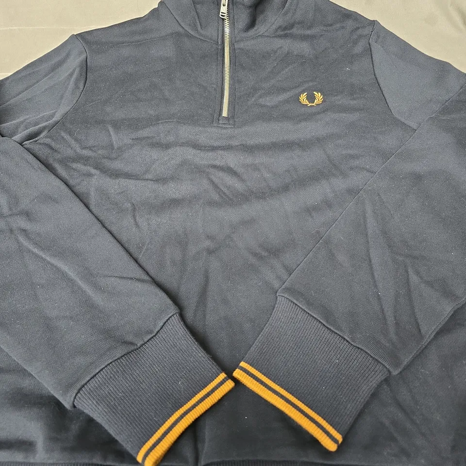 FRED PERRY 1/4 ZIP CARDIGAN - SIZE S