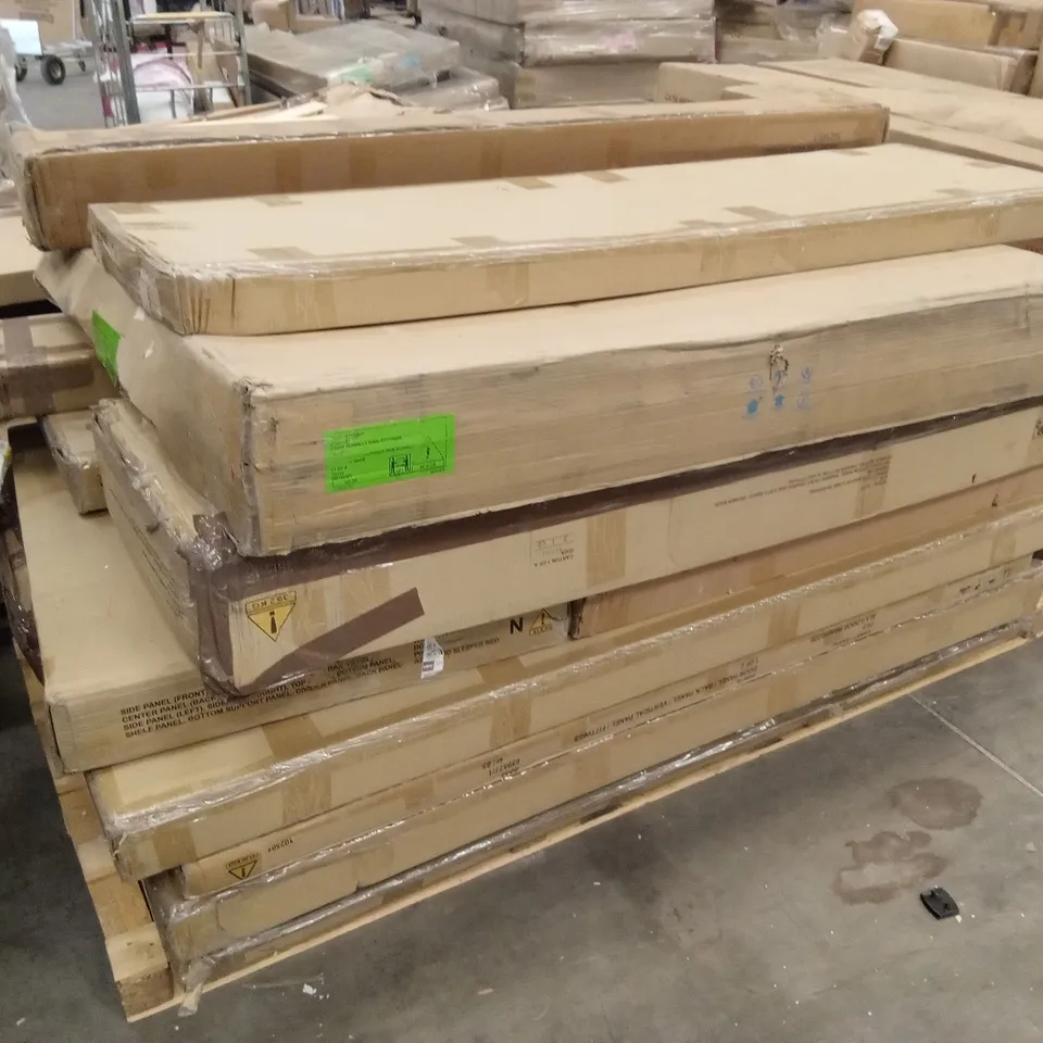 PALLET OF ASSORTED INCOMPLETE DESIGNER FURNITURE PARTS AND PIECES 
