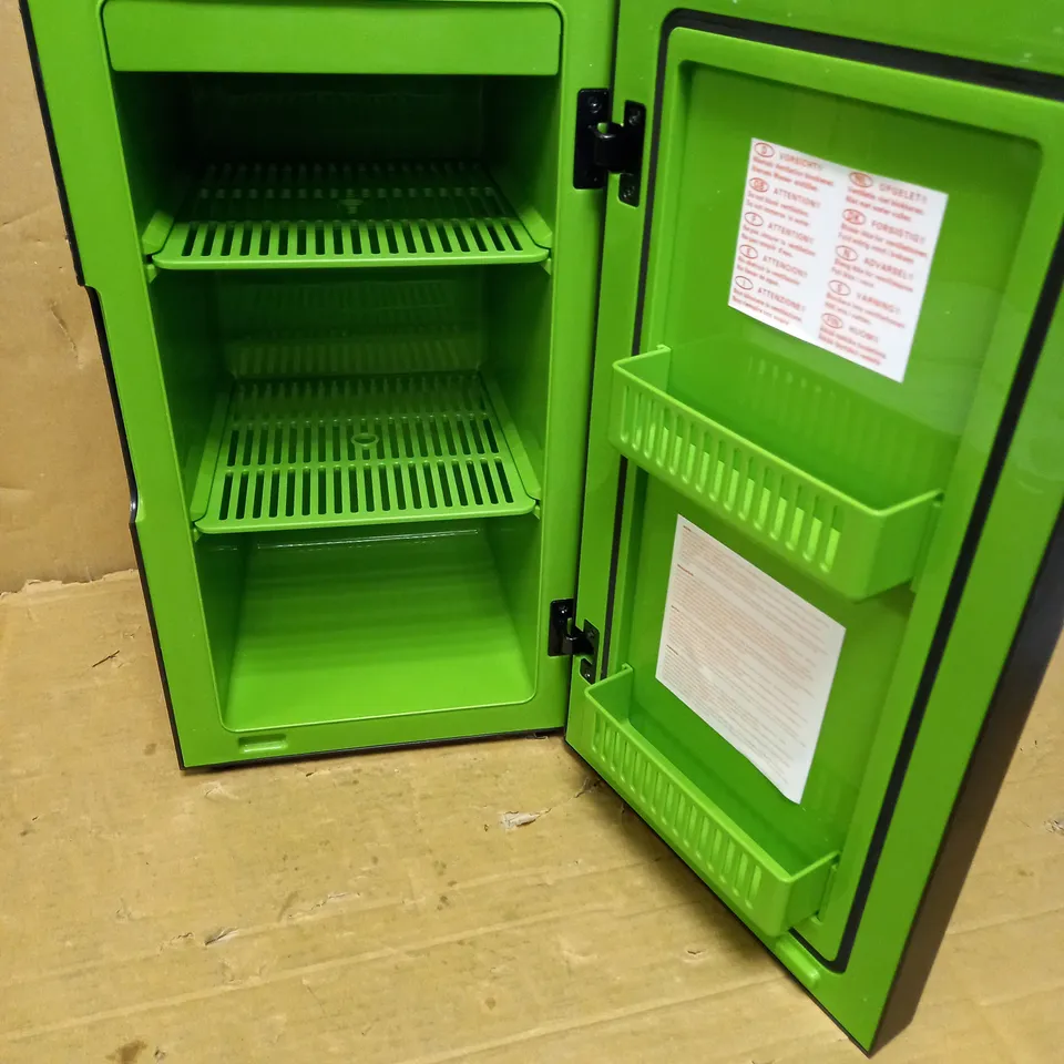 XBOX SERIES X REPLICA MINI FRIDGE THERMOELECTRIC COOLER 1.5:1