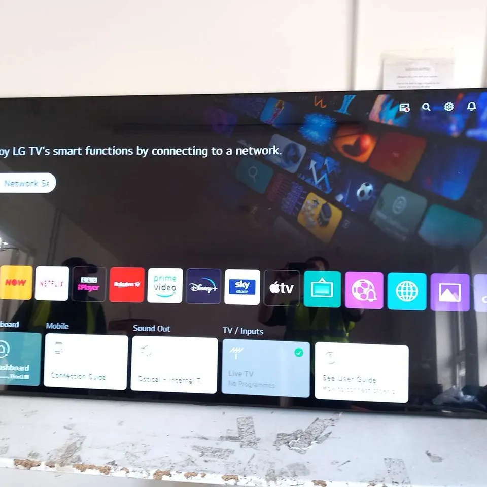 LG OLED77CX6LA 77 INCH OLED EVO 4K ULTRA HD HDR SMART TV FREEVIEW PLAY FREESAT