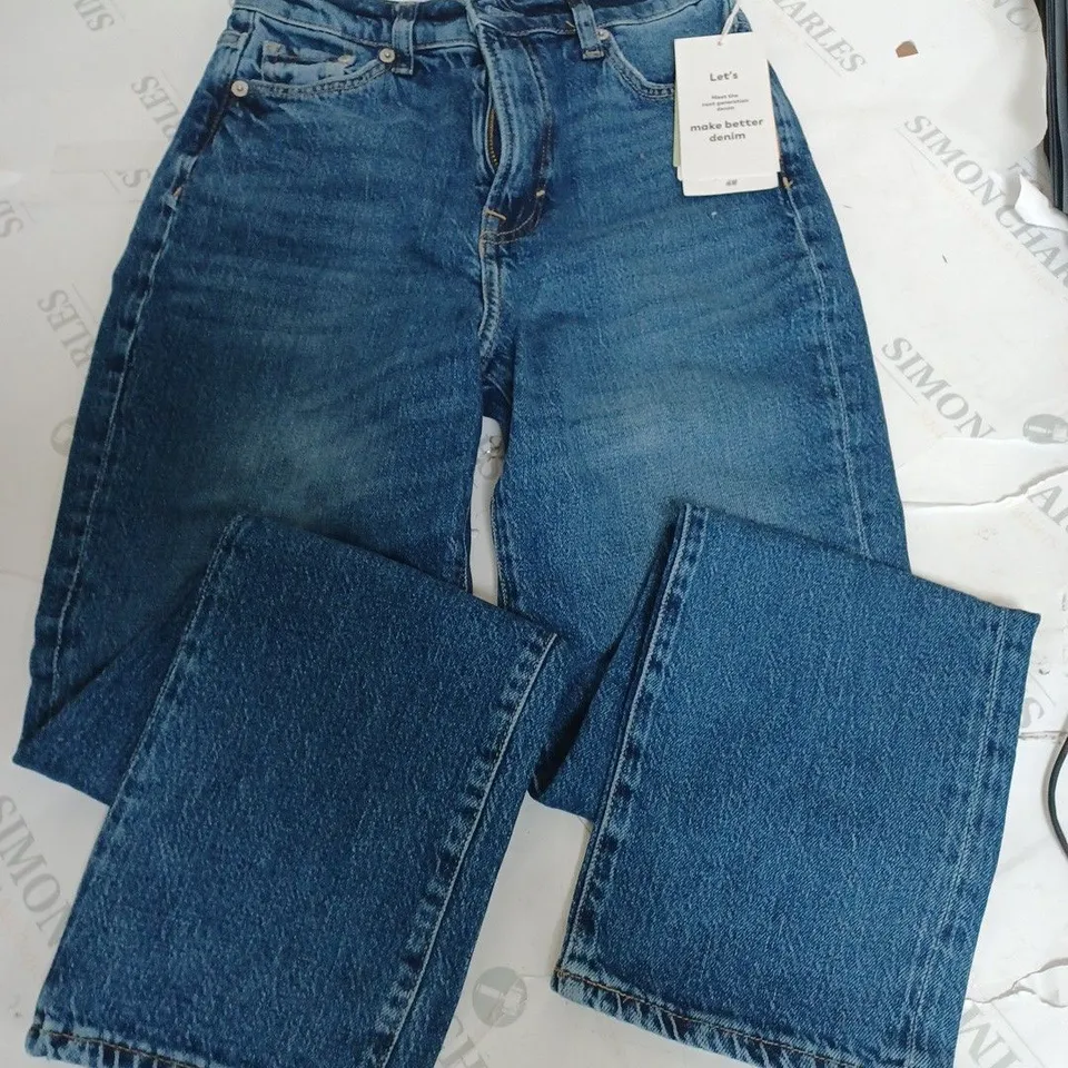 H&M VINTAGE HIGH WAIST MOM JEANS - UK 6