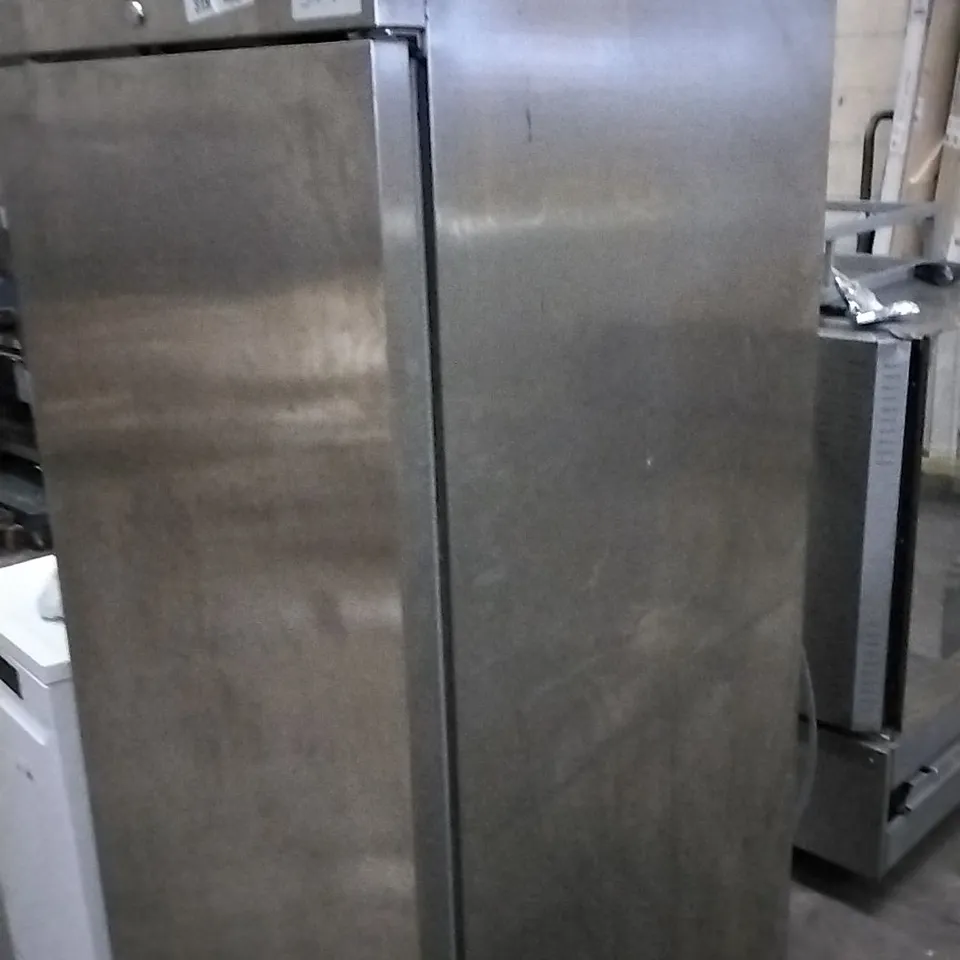 STERLING PRO COMMERCIAL TALL ONE DOOR REFRIGERATOR 