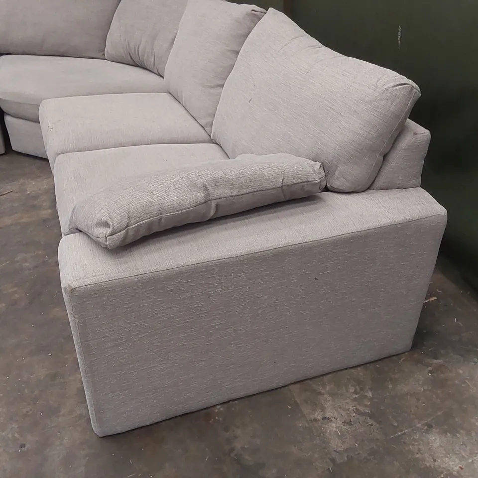 QUALITY DESIGNER LIGHT GREY FABRIC UPHOLSTERED LH CORNER SOFA 
