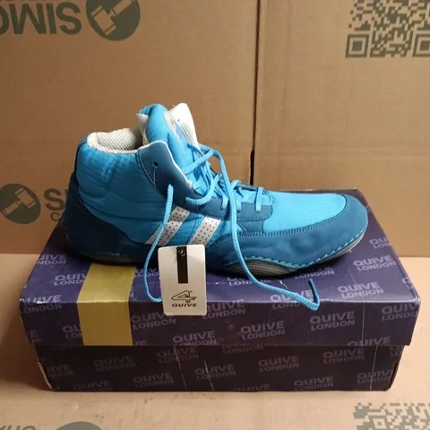 BOXED PAIR OF SEGA QUIVE RING WRESTLING/BOXING SHOES IN BLUE - 9
