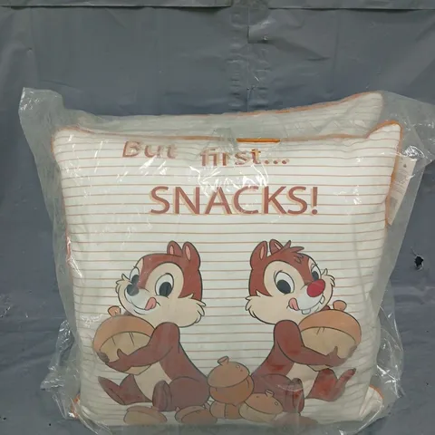BAGGED PAIR OF MICKEY AND FRIENDS CHIP AND DALE CUSHIONS IN NATURAL (45X45CM)