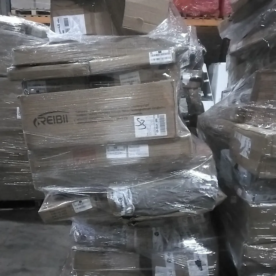 PALLET TO INCLUDE ROWING MACHINE, CONSOLE TABLES,BATHROOM MIRROR AND OTHER ASSORTED ITEMS...