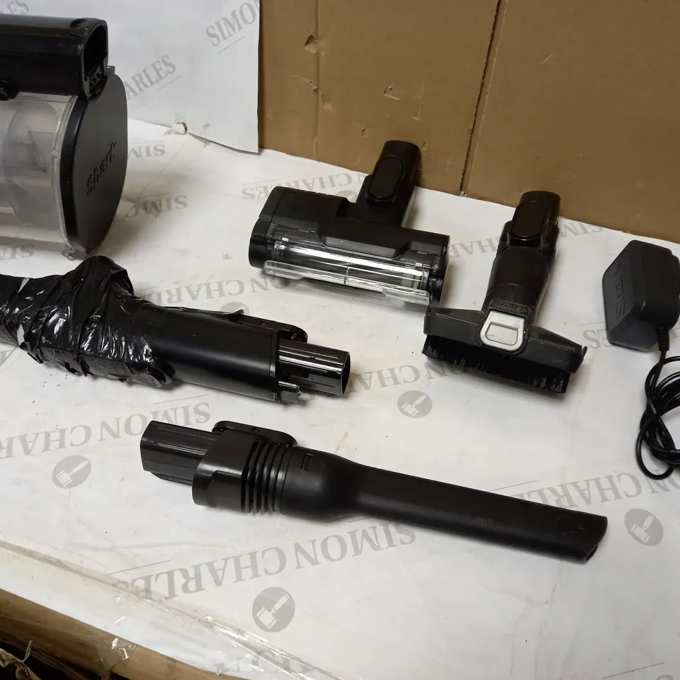 SHARK CORDLESS VACUUM IZ300UKT