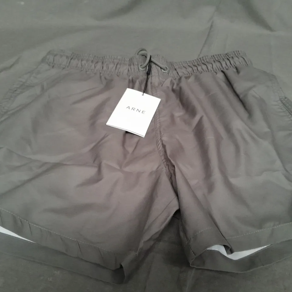 ARNE ESSENTAILS SWIM SHORTS IN SAGE - SIZE MEDIUM