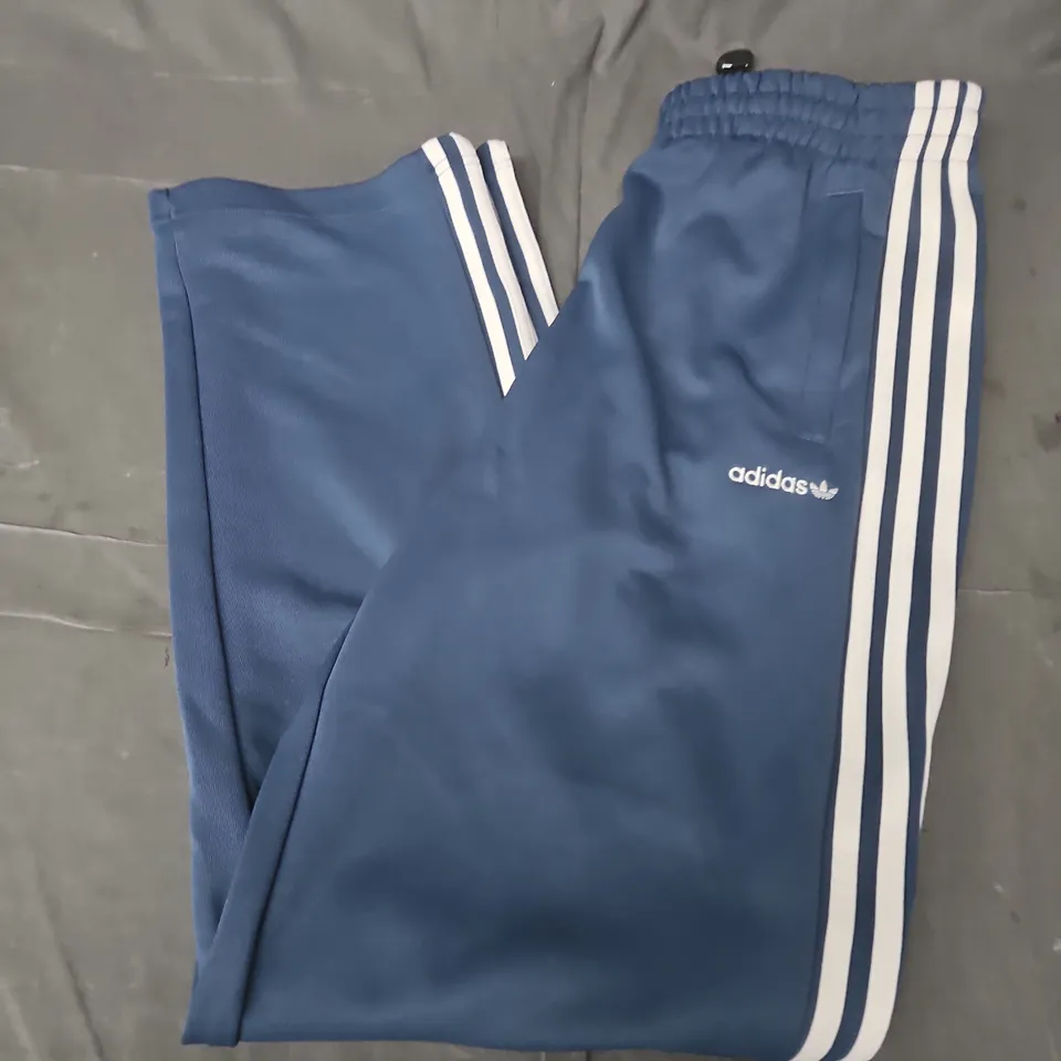 ADIDAS NAVY TRACK PANTS WITH WHITE SIDE STRIPES – UK S