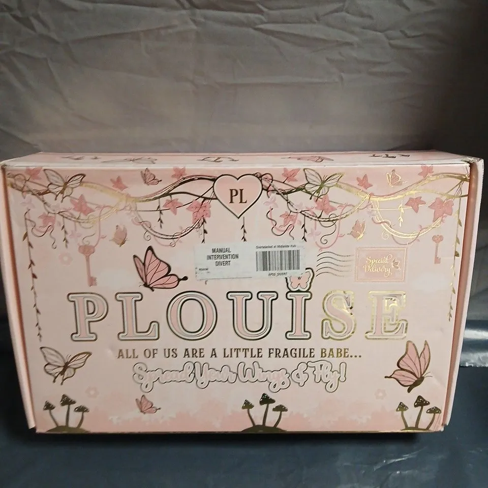 SEALED PLOUISE MYSTERY GIFT BOX