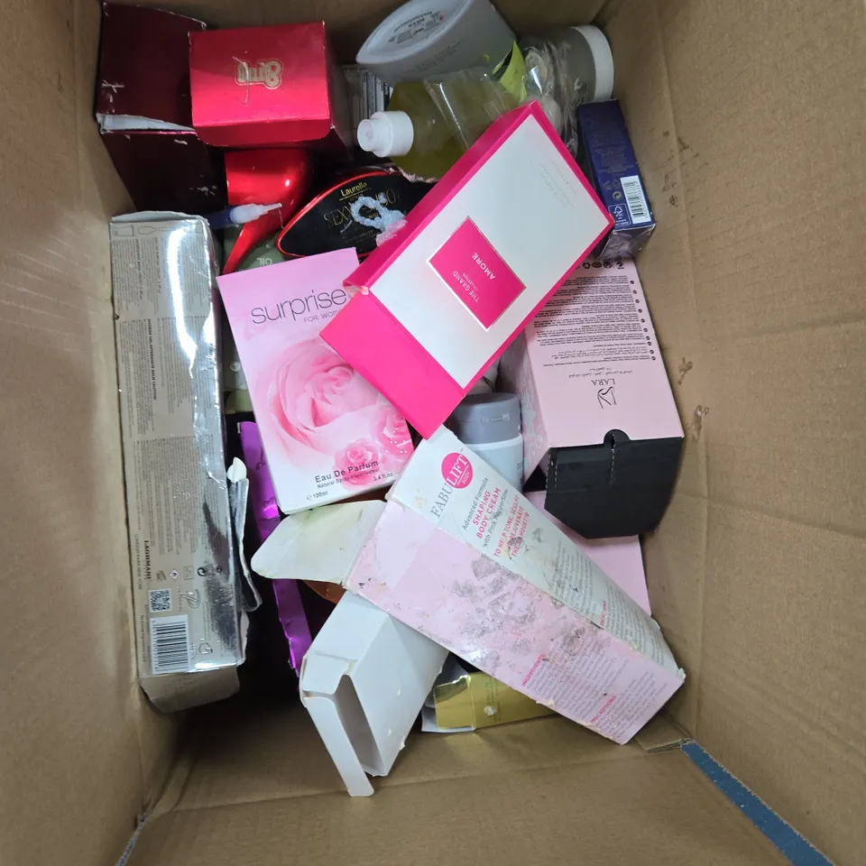 BOX OF APPROXIMATELY 20 ASSORTED BEAUTY ITEMS TO INCLUDE: GREED PARFUM