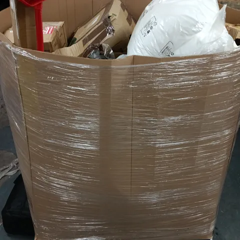 PALLET OF APPROXIMATELY 40 ASSORTED ITEMS TO INCLUDE PILLOWS, BRANDED CLOTHING, BRUSH, ETC - COLLETCION ONLY