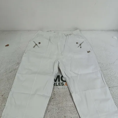 PURE & NATURAL WHITE CARGO TROUSERS – UK SIZE 16
