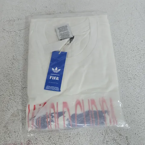 BAGGED ADIDAS FIFA MASCOT T-SHIRT - UK 2XL