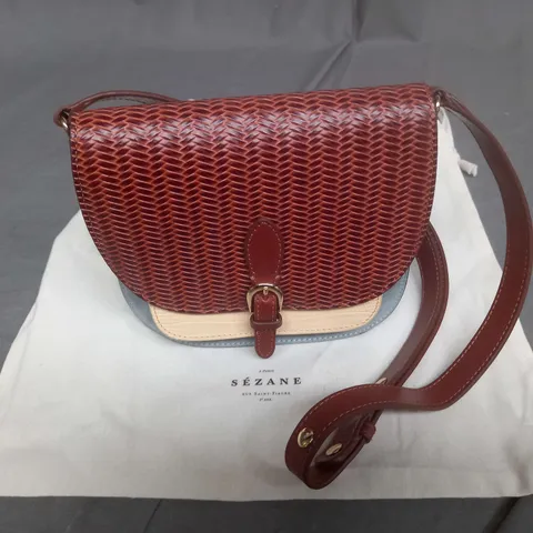 SEZANGE BUCKLE DETAIL HANDBAG