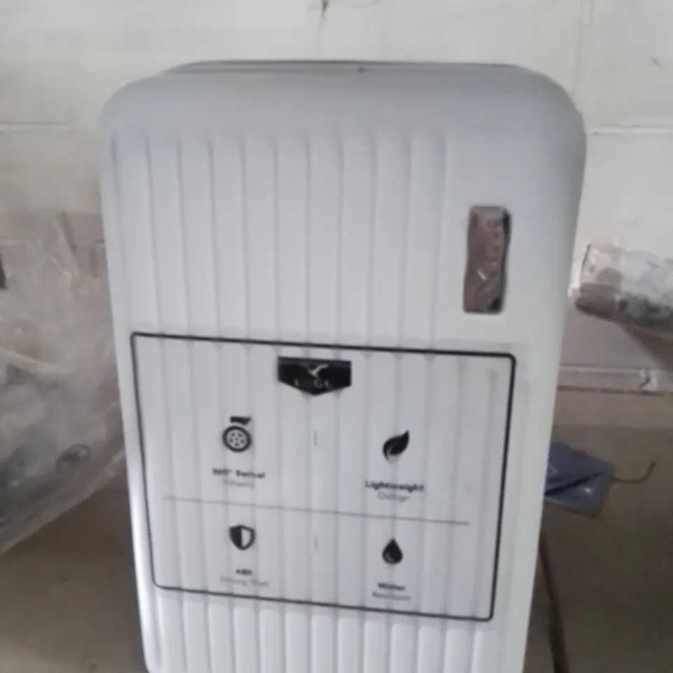 LUGG VACAY CABIN BAG WHITE