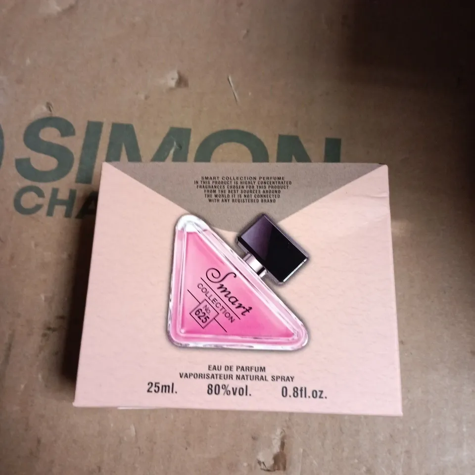 APPROXIMATELY 10 ASSORTED PERFUMES INCLUDING MANCAVE SEA SALT AND SMART COLLECTION 