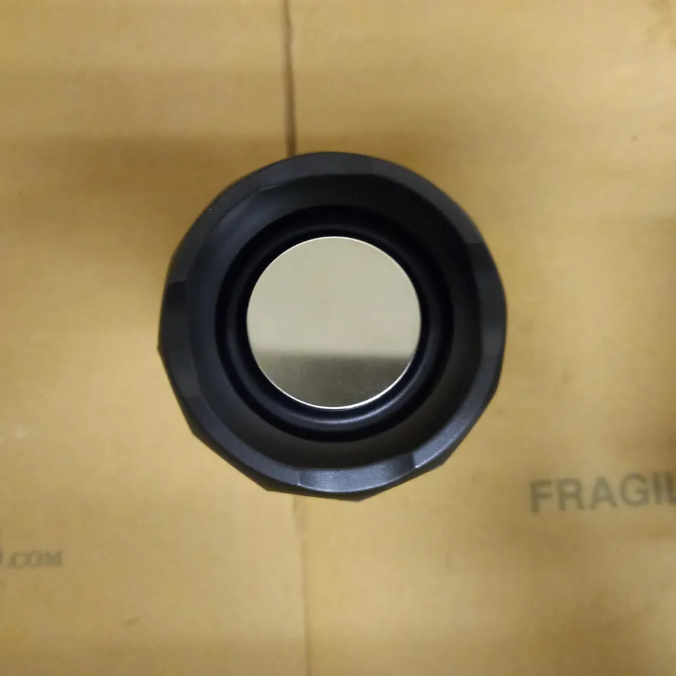 BLUETOOTH SPEAKER-LED PLAYBACK