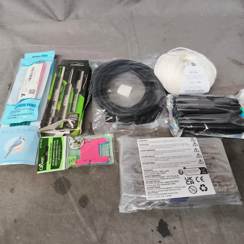 APPROXIMATELY 15 ASSORTED HOUSEHOLD PRODUCTS