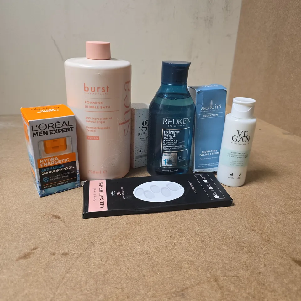 APPROXIMATELY 15 ASSORTED HEALTH & BEAUTY PRODUCTS TO INCLUDE GRUMS COFFEE OIL, LOREAL HYDRA ENERGETIC, BURST FOAMING BUBBLE BATH, ETC - COLLECTION ONLY
