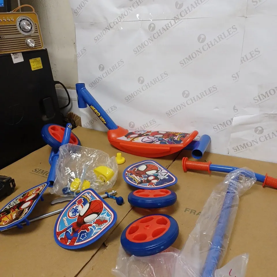 SPIDEY AND HIS AMAZING FRIENDS SWITCH IT SCOOTER RRP £30